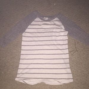 Baseball tee